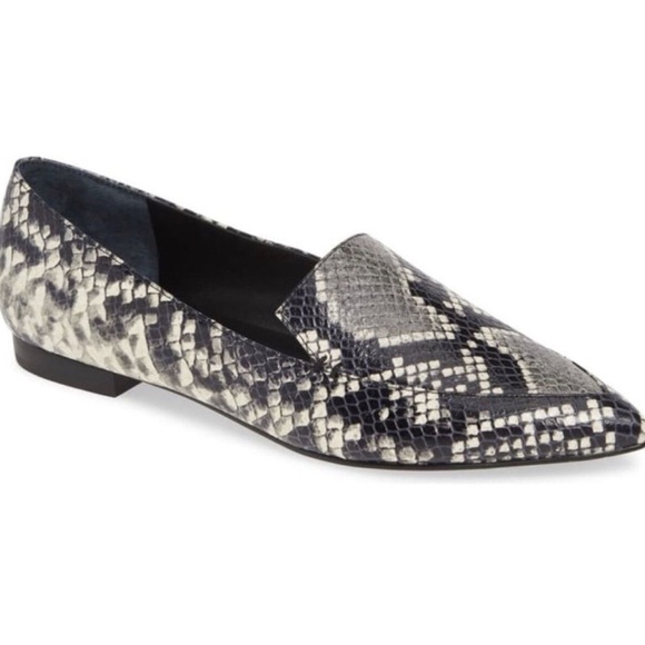Lightly worn Marc Fisher python flats size 9.5 - Picture 1 of 6